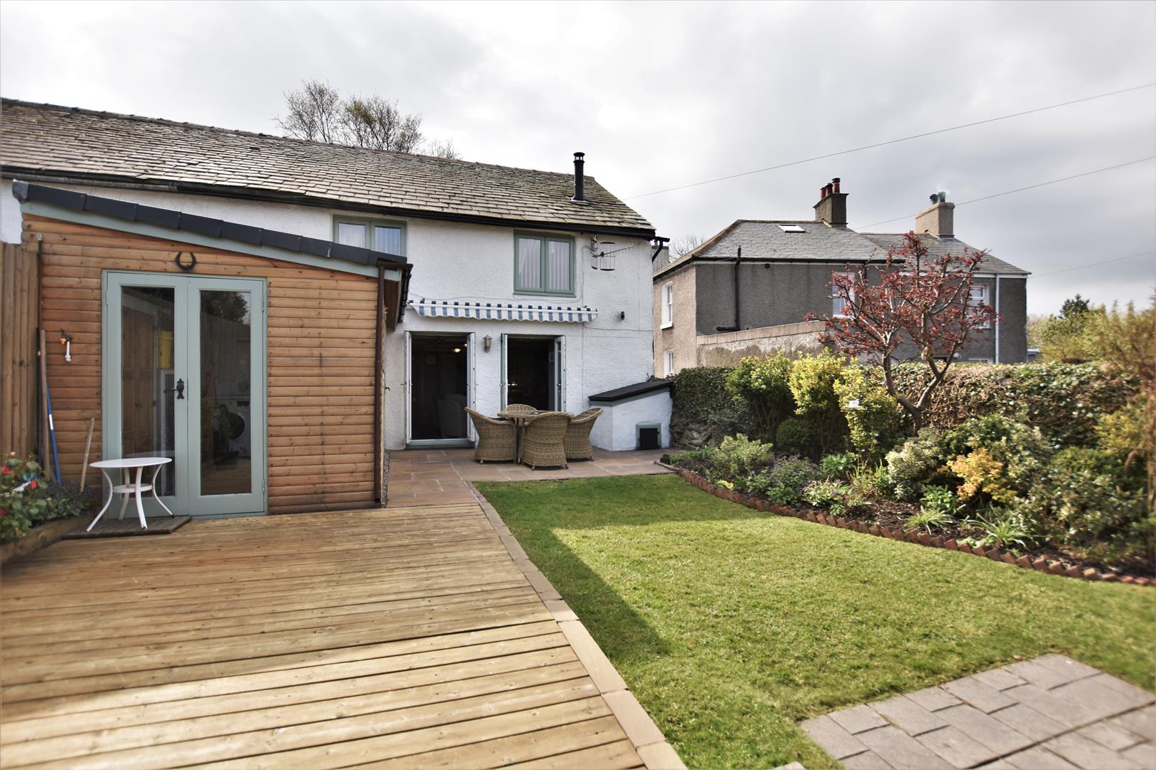 Barn Conversion Dove Cottage, Saves Lane, Ireleth